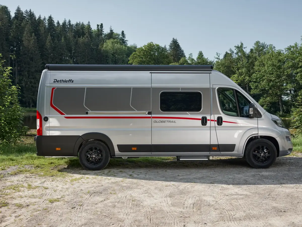 Camper Dethleffs Globetrail 640 HR vista exterior