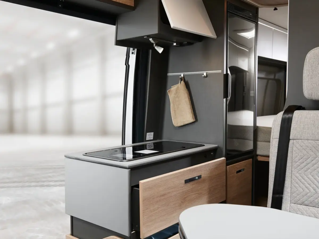 Cocina de la camper Dethleffs Globetrail 640 HR